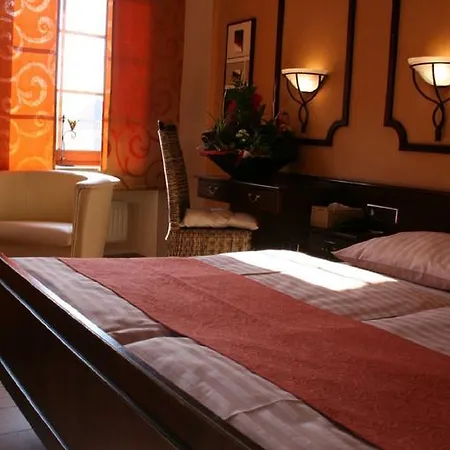 Le Pavillon Отель 3*
