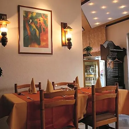 Le Pavillon 3* Эхтернах