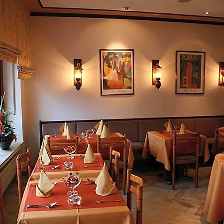 Le Pavillon Hotel 3*