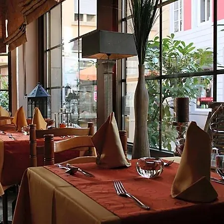 Le Pavillon 3*