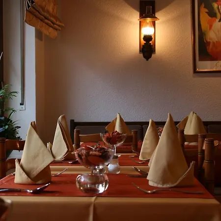 Le Pavillon